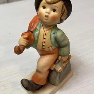 Vintage Hummel Figurine #11/0  "Merry Wanderer" TMK-6 West Germany Goebel